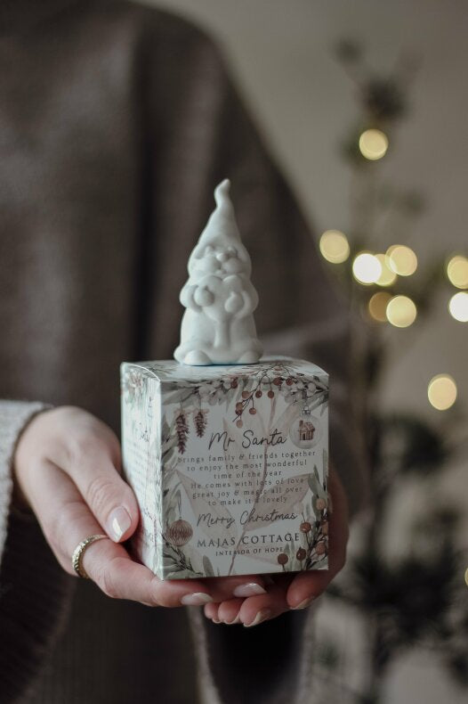 Mr Santa | Majas Cottage